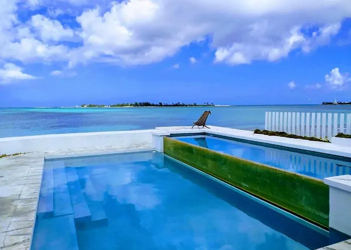 Beach House Hostel