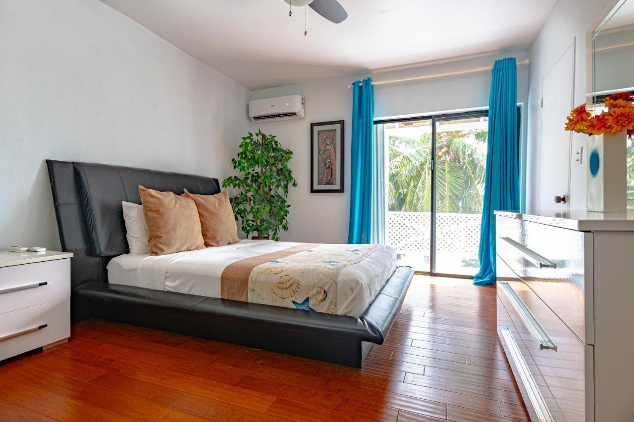 Casa de férias Caprice 14 - Oceanfront - Gated Community With Pool Nassau
