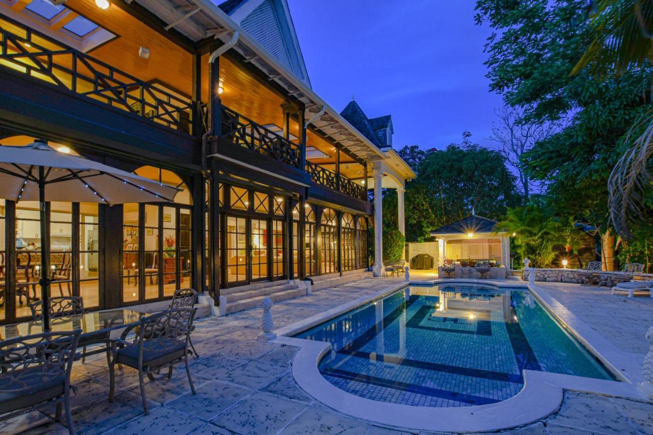 Lyford Cay Garden House - With Private Pool Pousada *