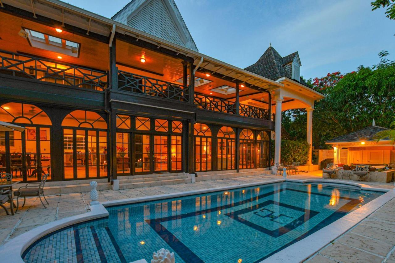 Lyford Cay Garden House - With Private Pool Pousada