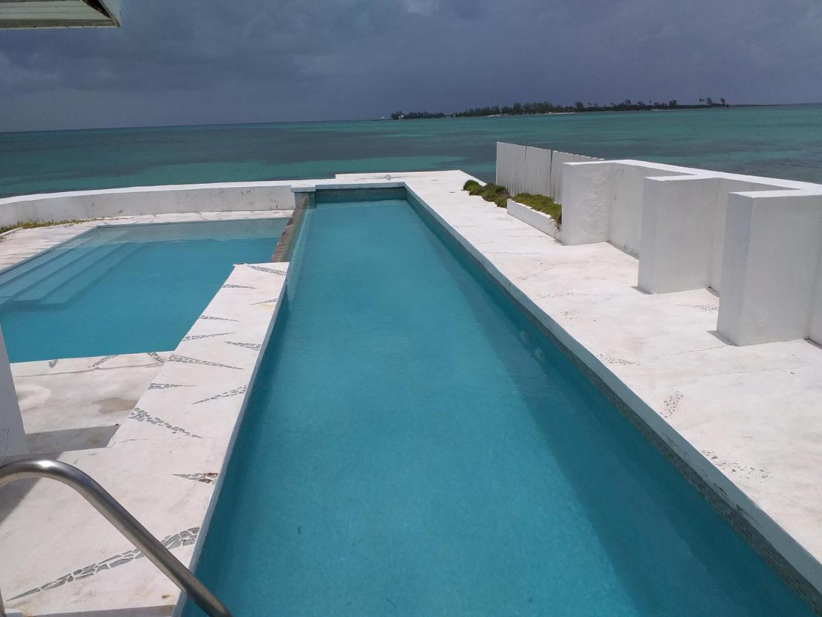 Beach House * Nassau