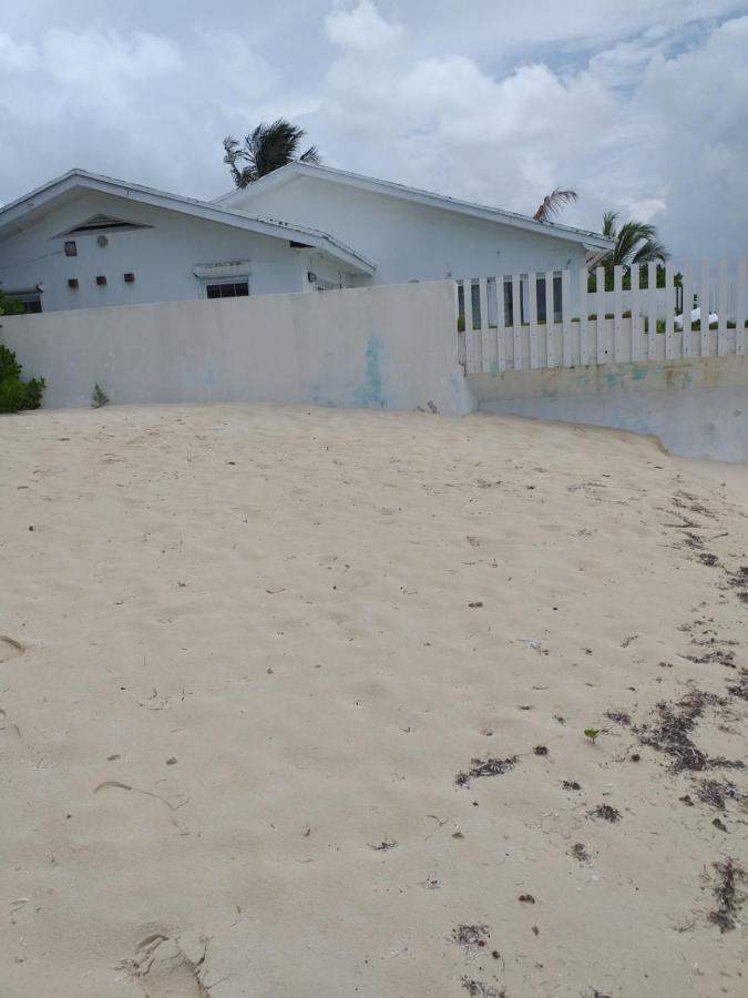 Beach House Hostel