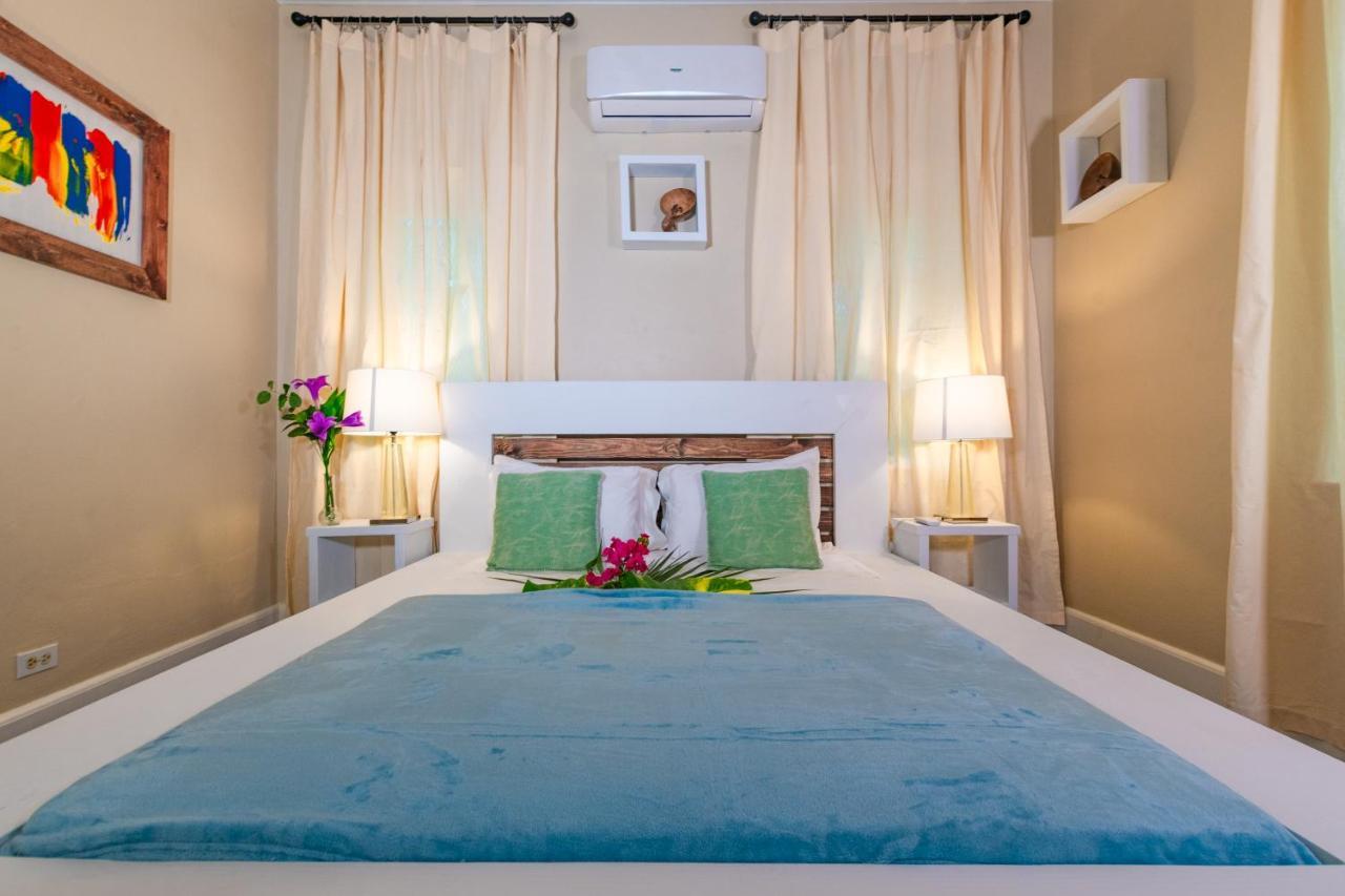Blue Ocean Village - Gated Oceanfront Community Holiday home