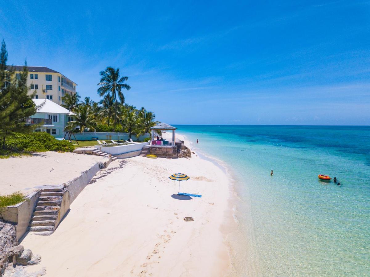 Blue Ocean Village - Gated Oceanfront Community Holiday home