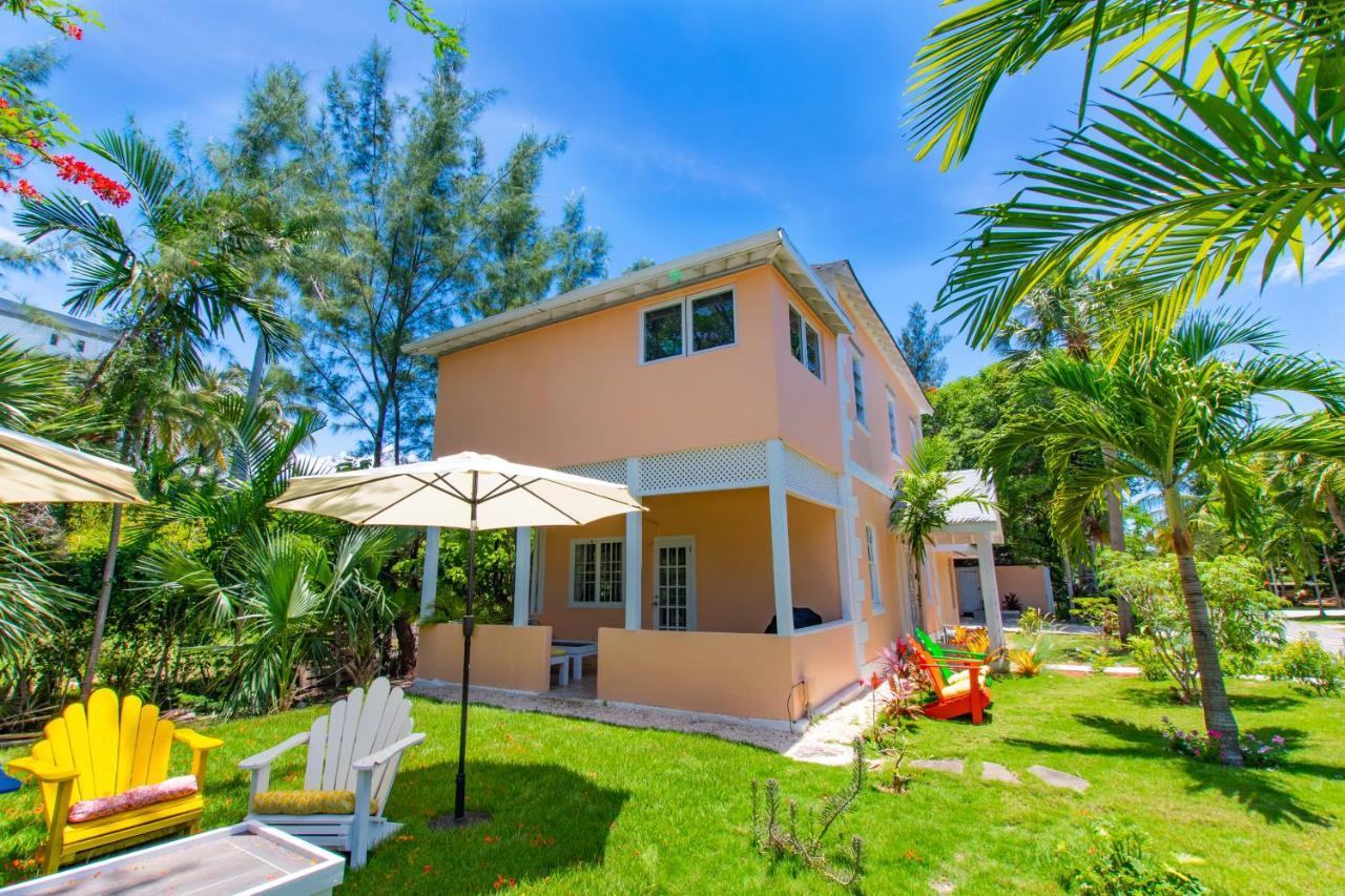 Holiday home Blue Ocean Village - Gated Oceanfront Community Nassau