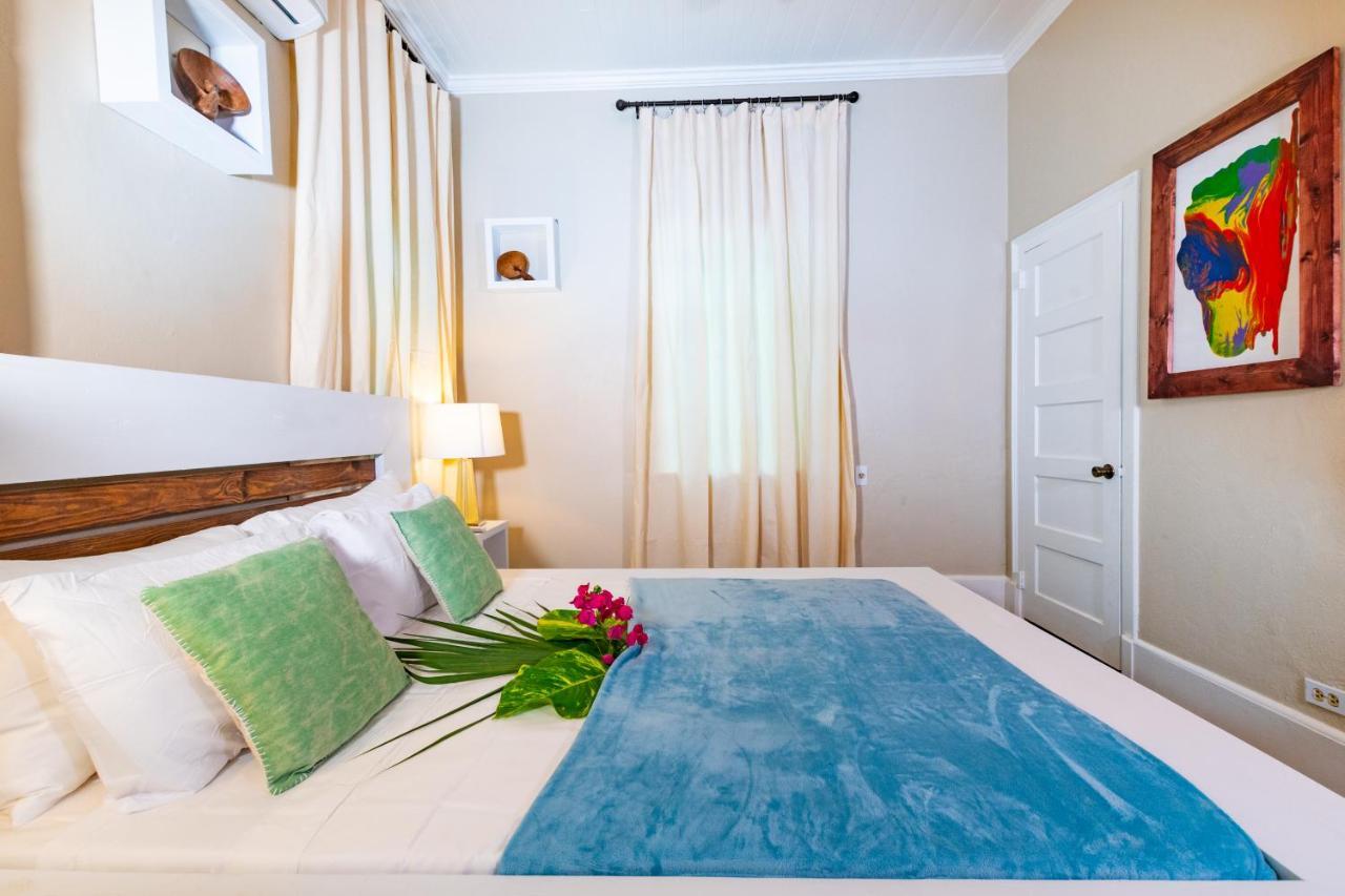 Holiday home Blue Ocean Village - Gated Oceanfront Community Nassau