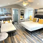 King & Queen Suite #8