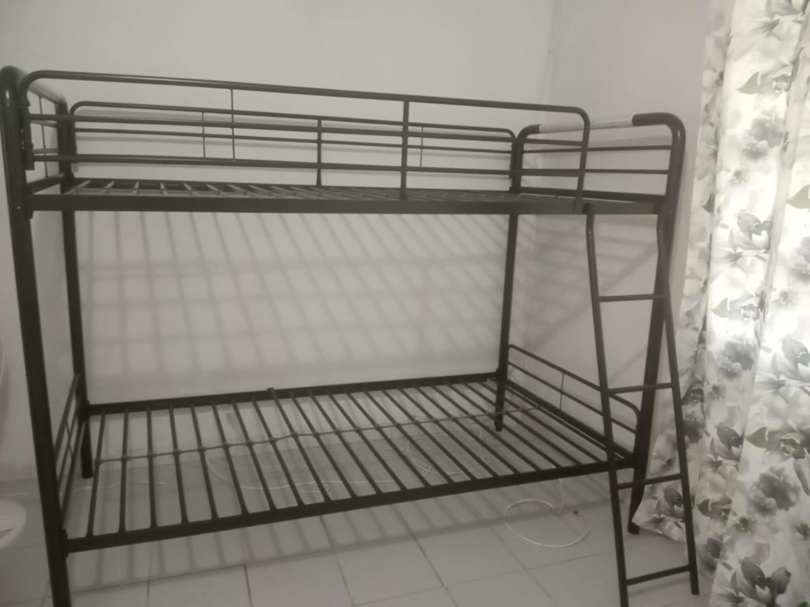 Coastal Bunk #1 Retreat Restricted 1 Luggage Campingplatz