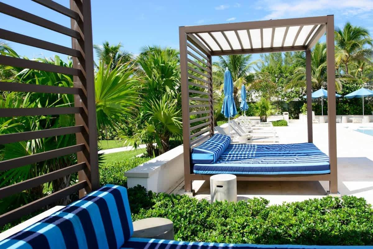 Modern At One Cable With Balcony Holiday home *