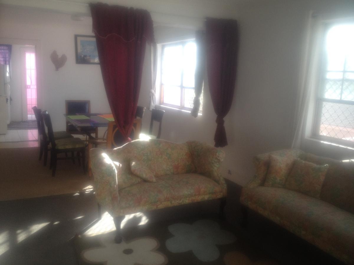 Bed & Breakfast Da Pink And White Castle Nassau