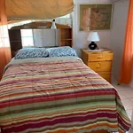 Rhonda\'S Abode1 And 2