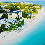 Studio, 100 Feet From The Beach