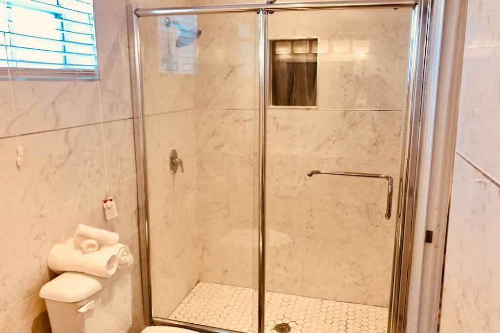 Apartamento King & Queen #7 Nassau