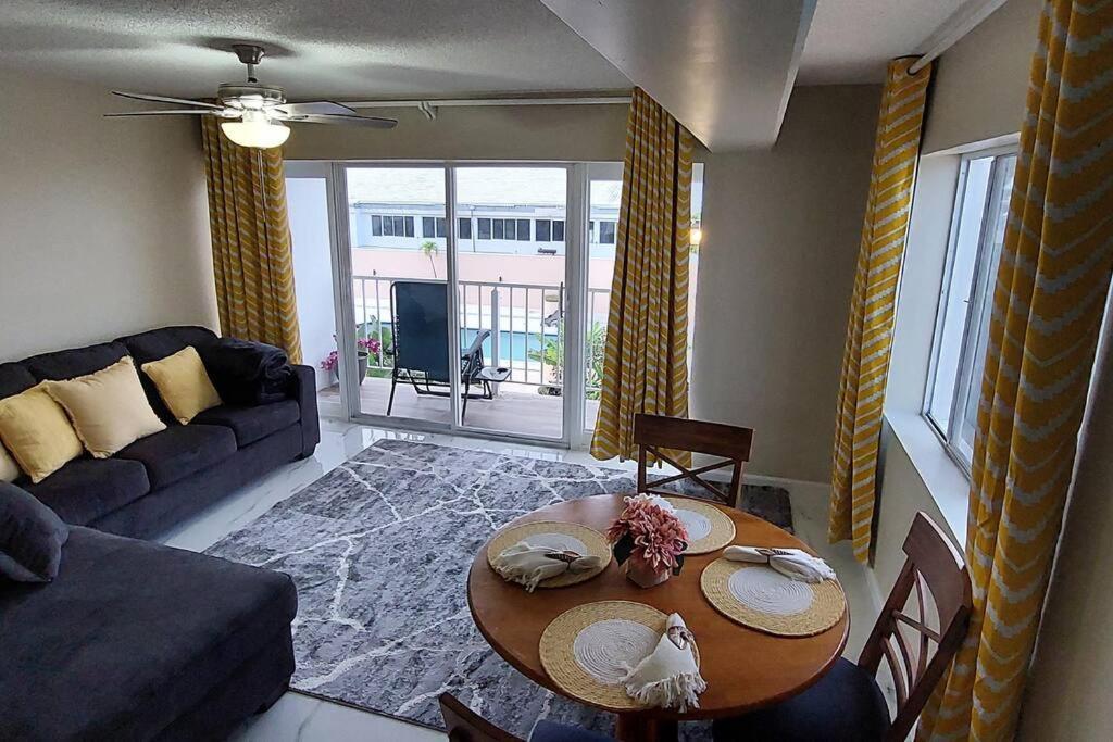 Apartamento Harbour Cozy 2 Bedroom Nassau