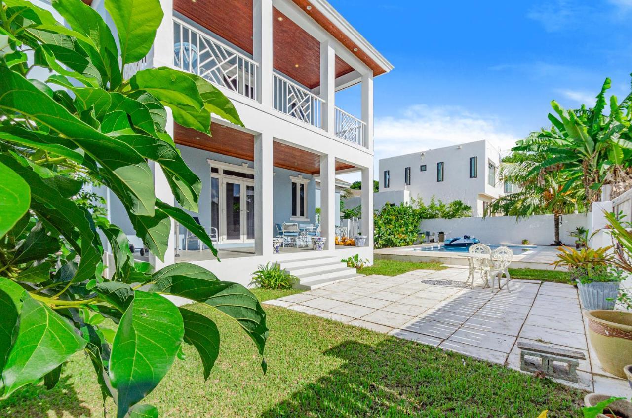 Blu Diamond Luxury Estate Villa *