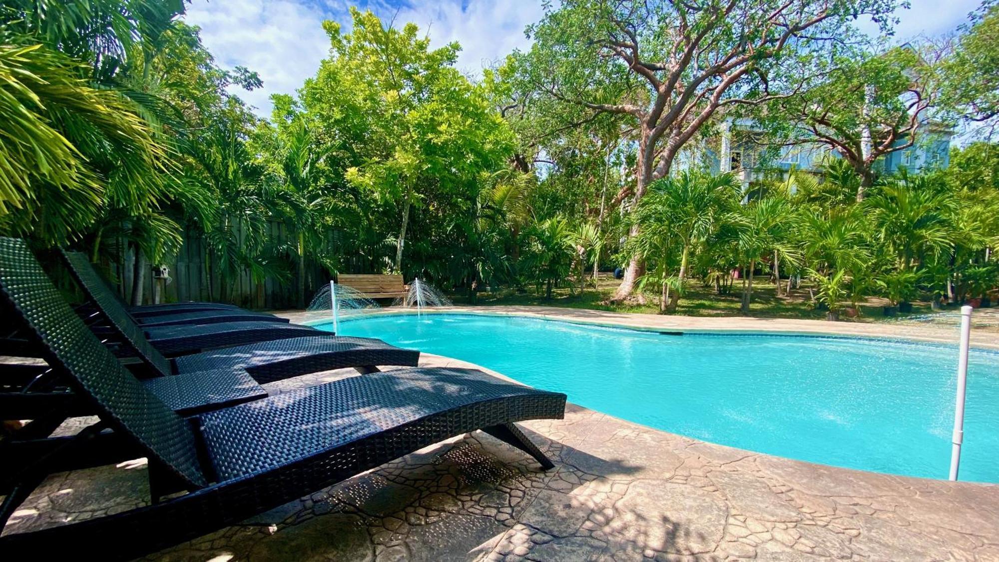 Seaside Family Oasis, King Bed, Private Pool, With Car Nassau