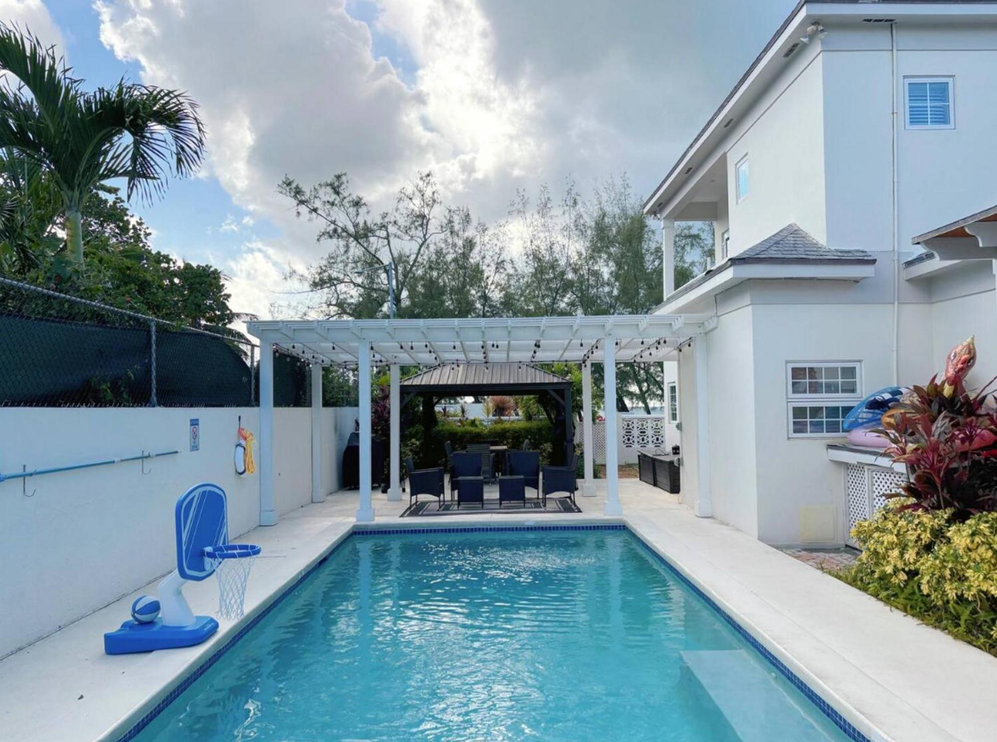 Melissa Holiday home *