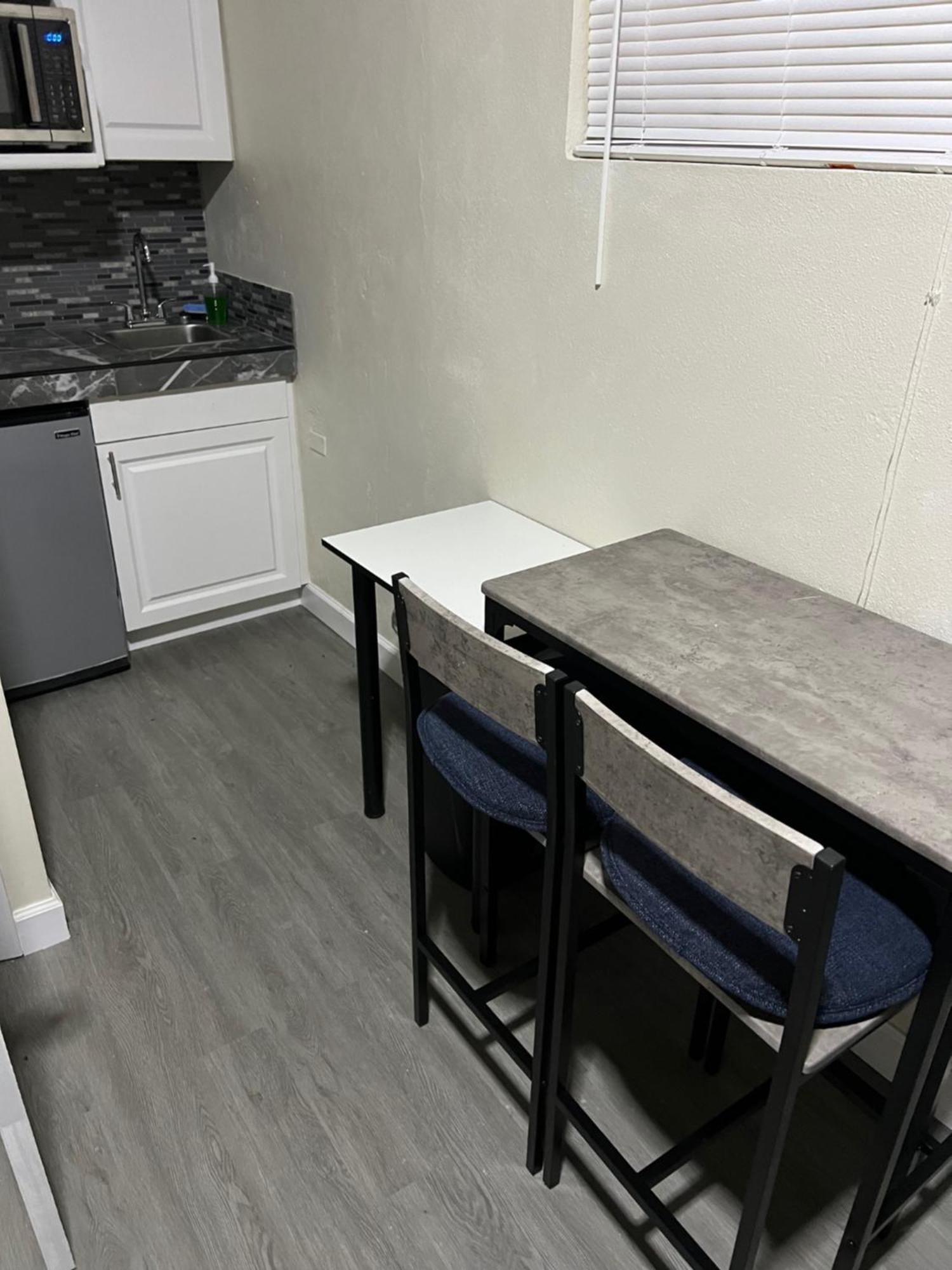 Guesthouse, Beautiful Quiet Location In Nassau, Bahamas * Nassau