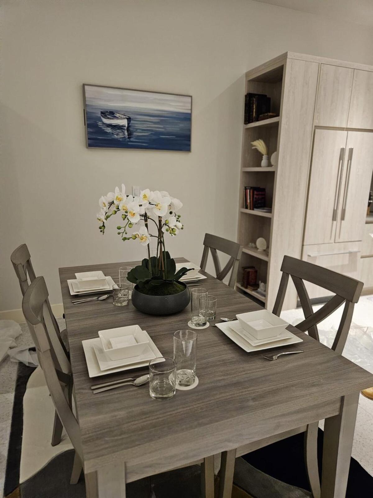 Apartment Zen Den At Beach, Westend Gated Community Nassau