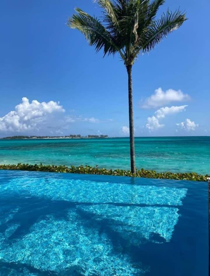 Stunning Oceanview 2 Bed At One Cable * Nassau