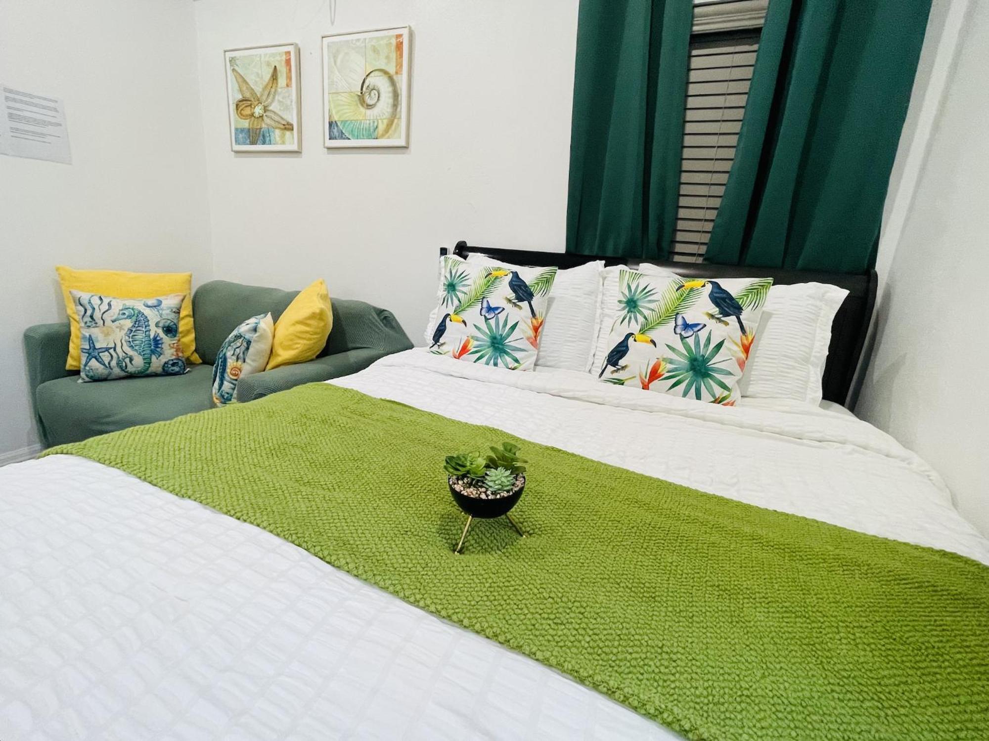 Ocean Breeze Homestay Nassau