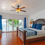 Caprice 14 - Oceanfront Villa - Gated Community With Pool