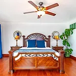 Caprice 14 - Oceanfront Villa - Gated Community With Pool