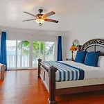 Caprice 14 - Oceanfront Villa - Gated Community With Pool