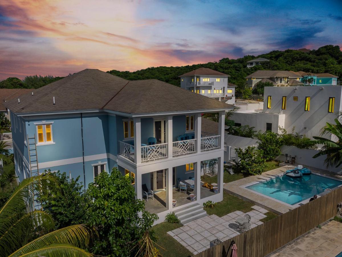 Blu Diamond Luxury Estate Villa