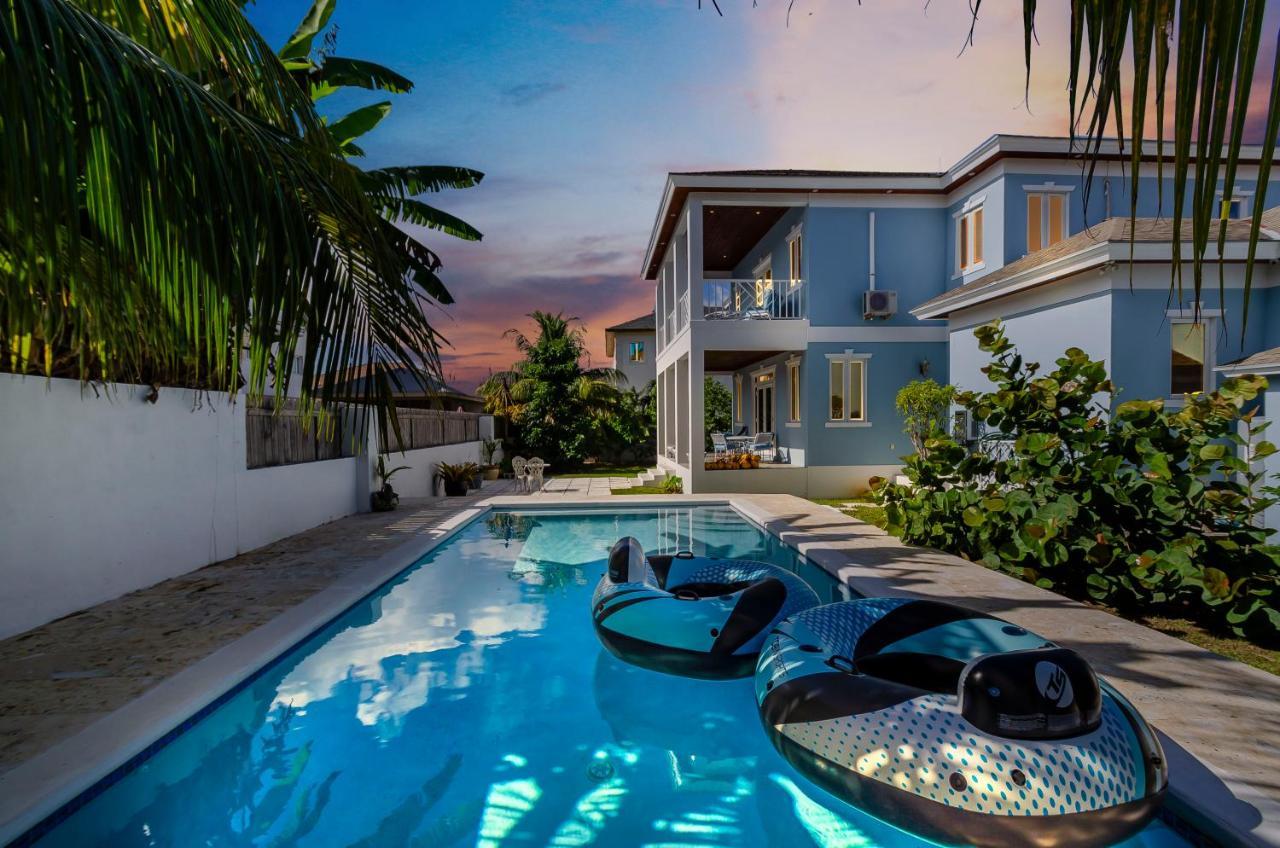 Blu Diamond Luxury Estate Villa *