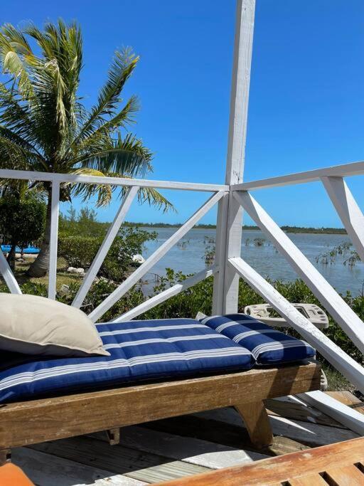 Hidden Paradise - Nassau
