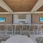 Beachfront 3 Bedroom Luxury Residence