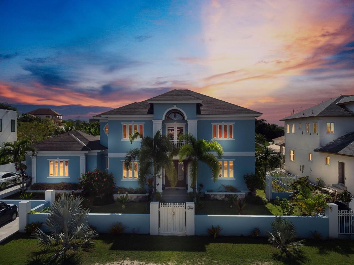 Blu Diamond Luxury Estate Pousada Nassau