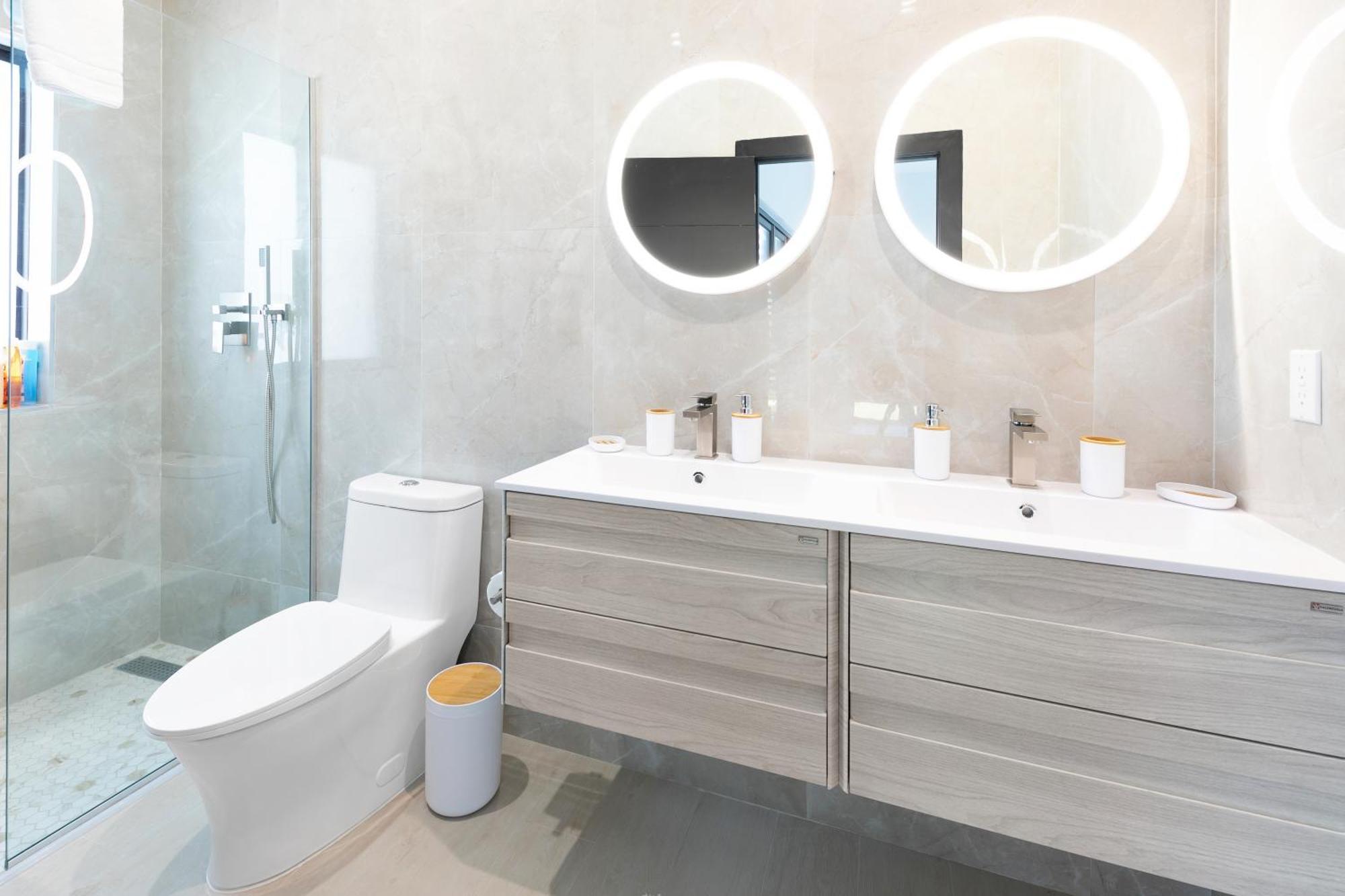 Villa Horizon West Unit 1 *
